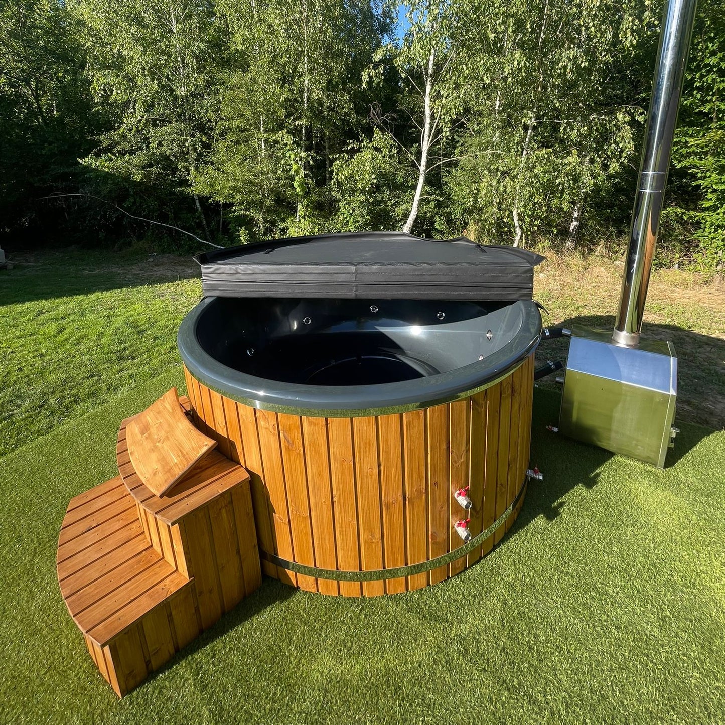 Vela Wood Fired Hot Tub – 200cm